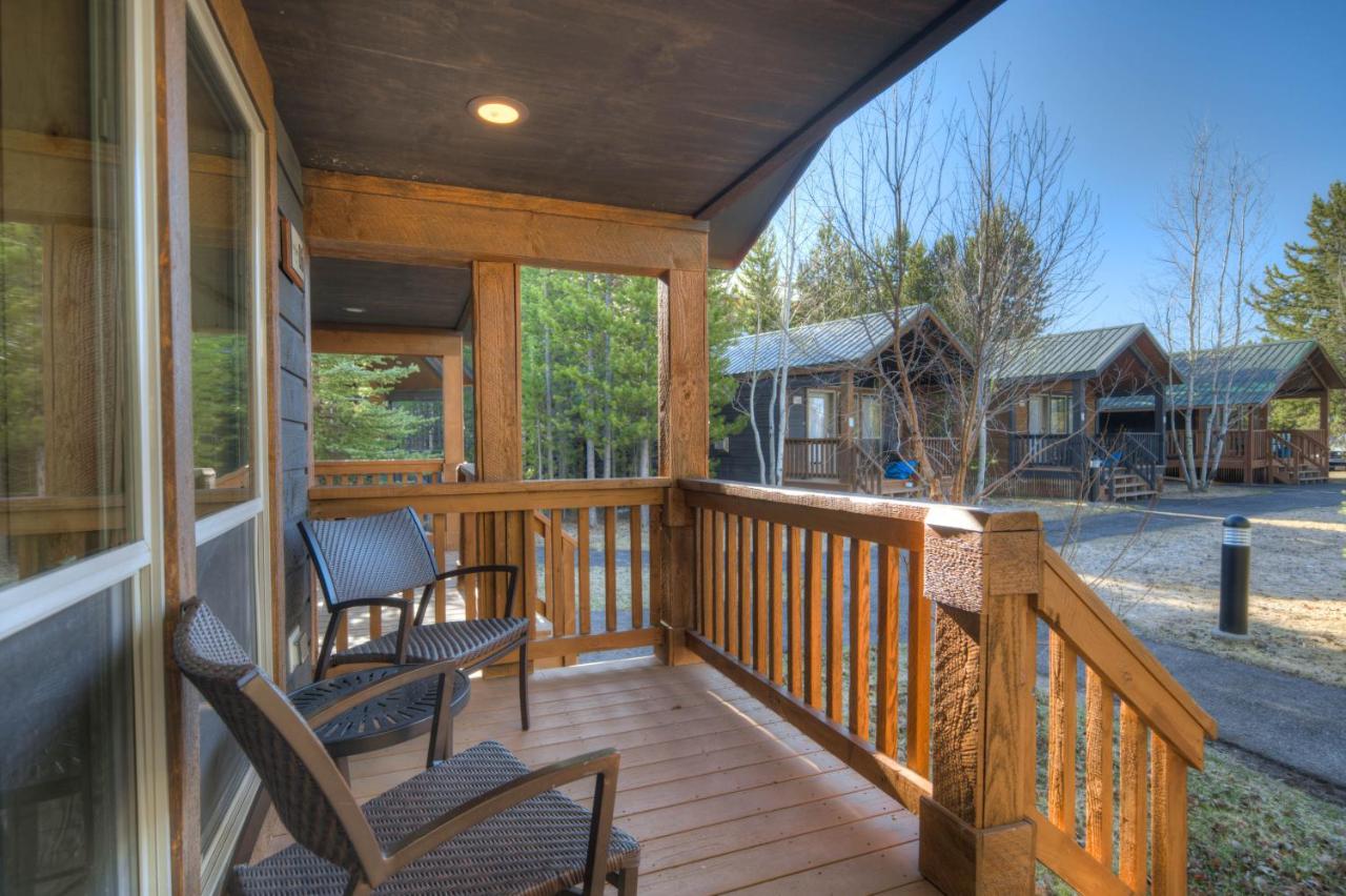 Cabin with Kitchenette