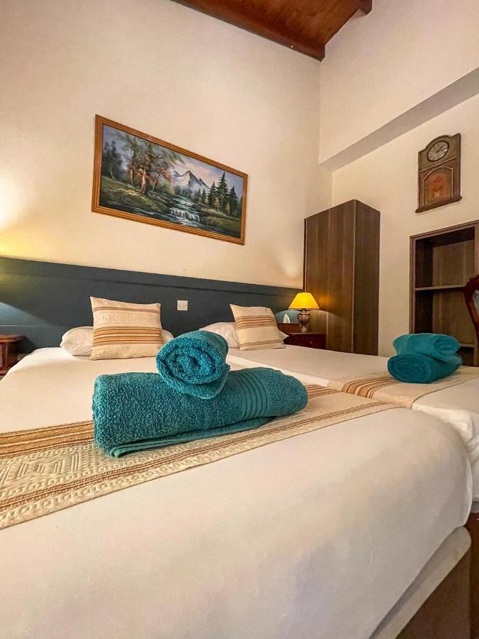 DownTown Studios & Two-Bedrooms - B&B Larnaka