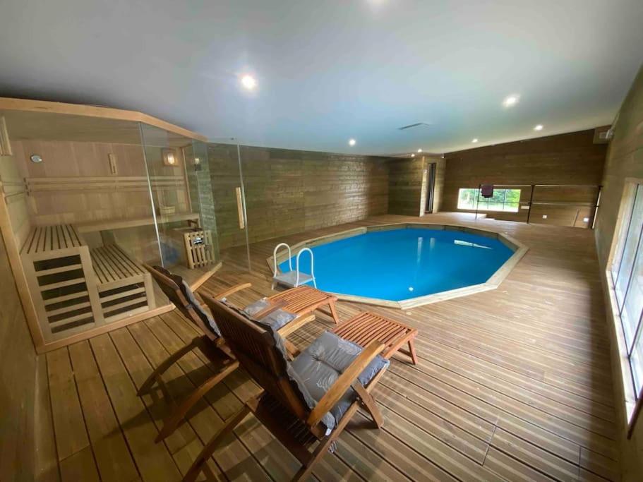 Magnifique maison spa - B&B