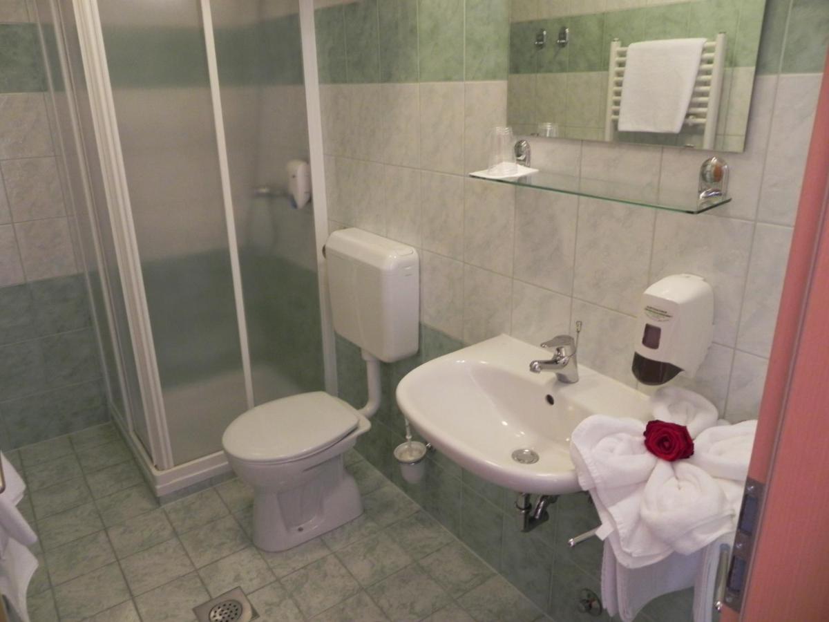 Zweibettzimmer mit Blick