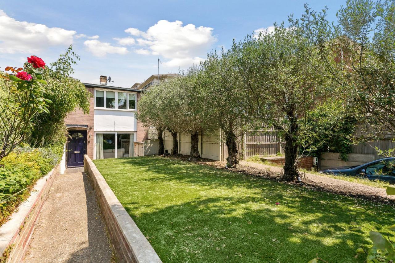 Richmond Riverside Villa - B&B