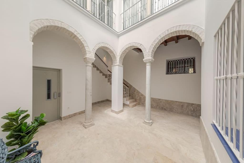 ISG apartments Puerta Jerez Sevilla 01 - B&B