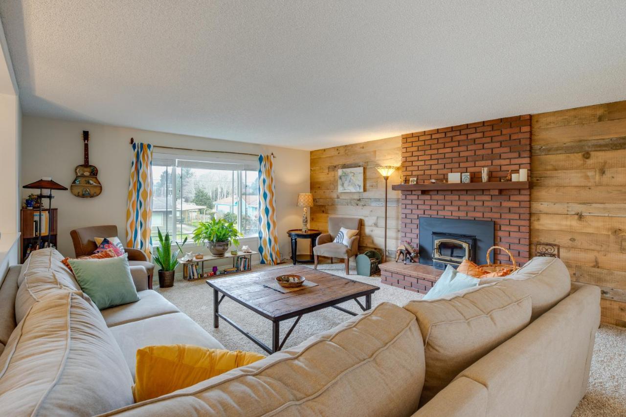 Rockaway Beach Vacation Rental Walk to Ocean - B&B