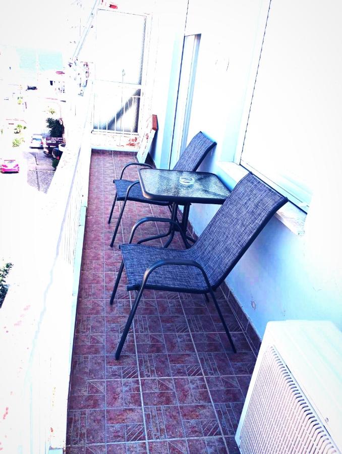 Studio Stesi Peraia Thessaloniki s - B&B