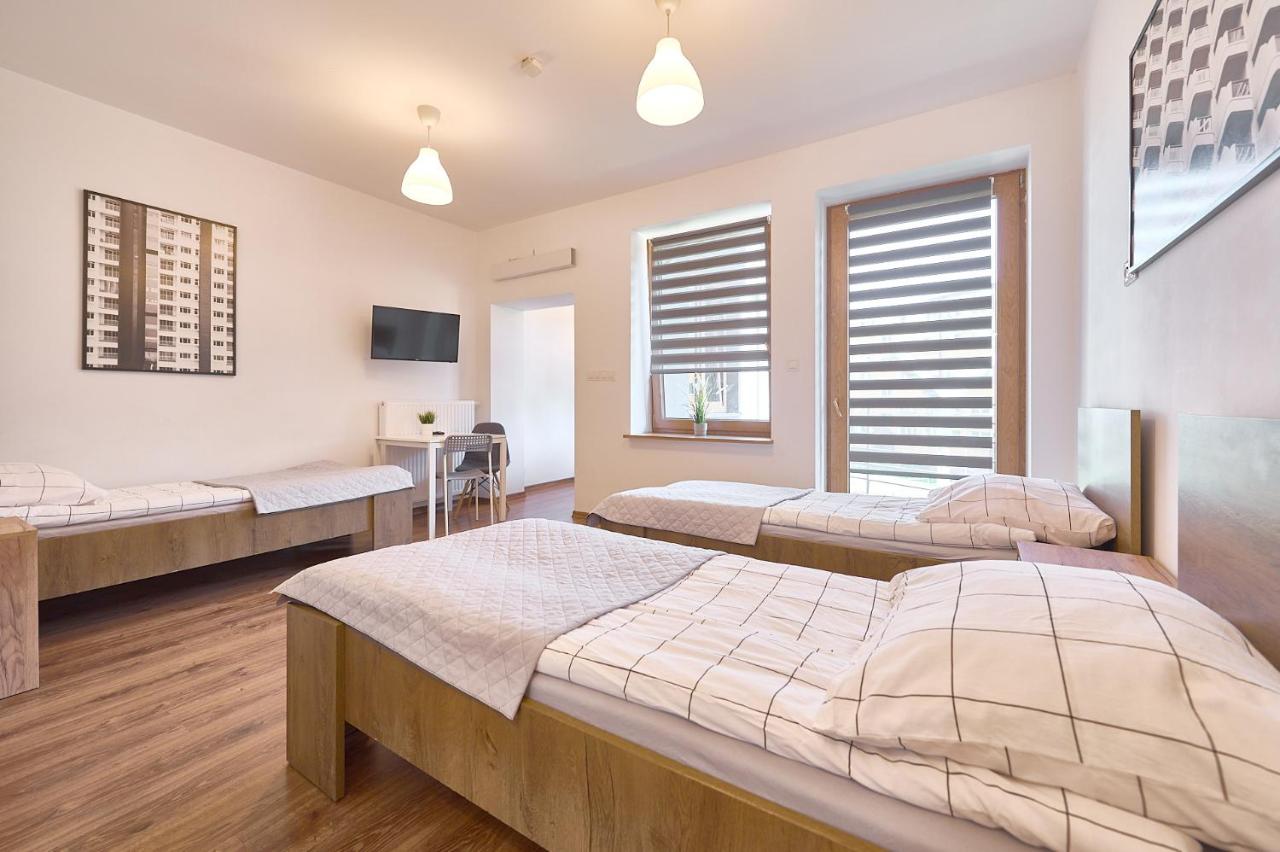 Camera Tripla con Bagno Privato e Balcone