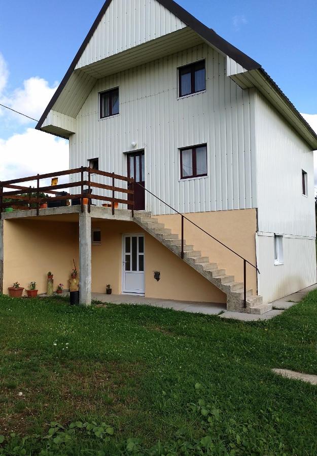 Apartment Helena - B&B