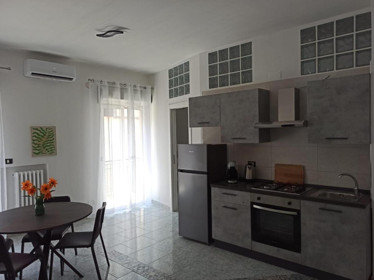 Apartamento de 1 Dormitorio con balcón y vistas a la ciudad