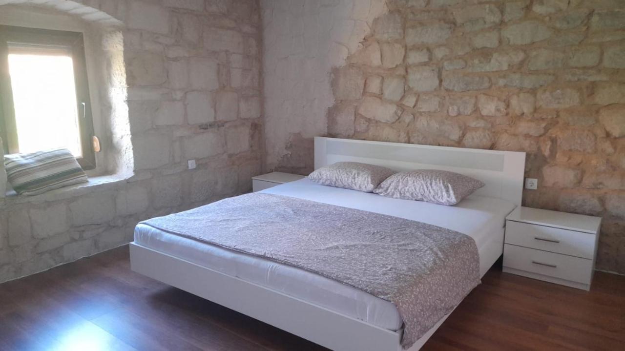 Old house 2 - B&B