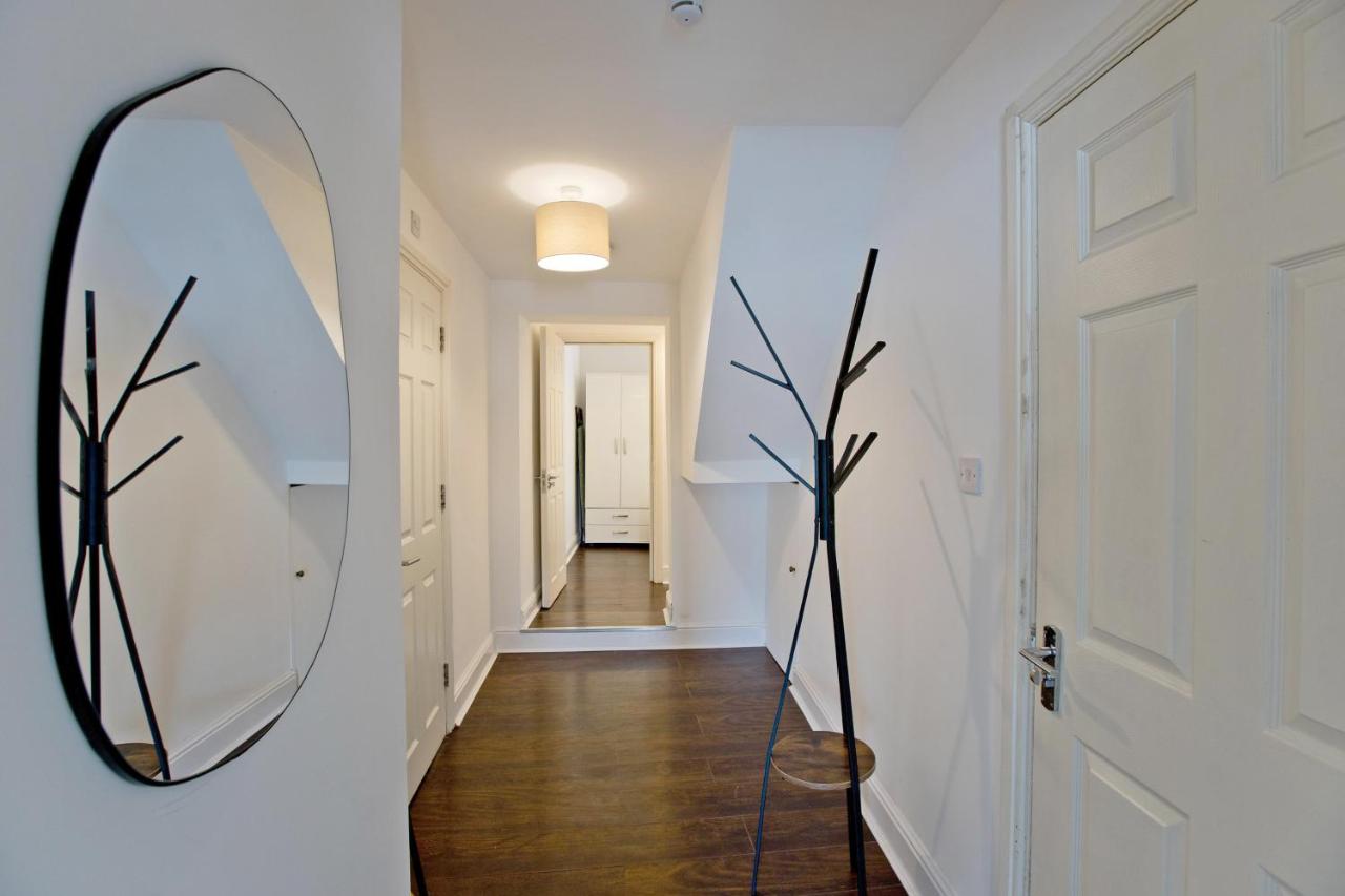 Imperial Corner House-Whitechapel Apartment - B&B