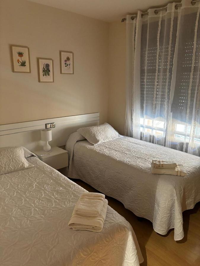 Apartamentos El Espolón - B&B Logroño