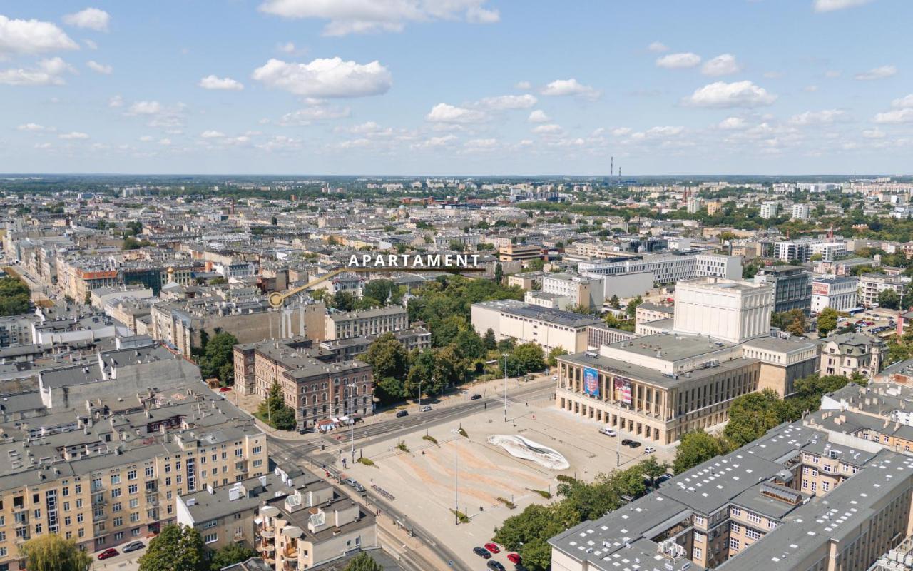 Central Apartments Lodz - 13 People - 3 Bedroom Apartment - City Center -GN56 - Ferienwohnung