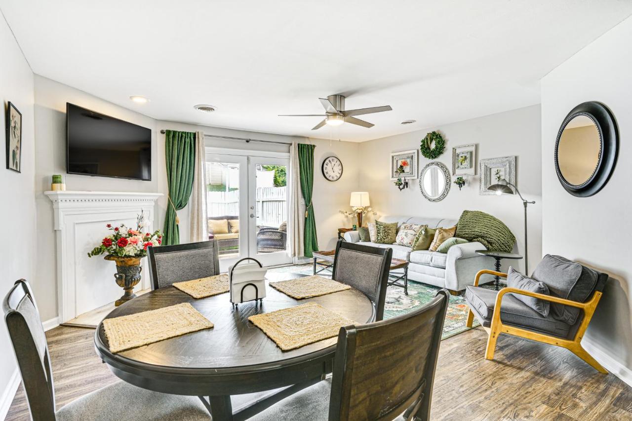6 Mi to Dtwn Dog-Friendly Clarksville Home! - B&B