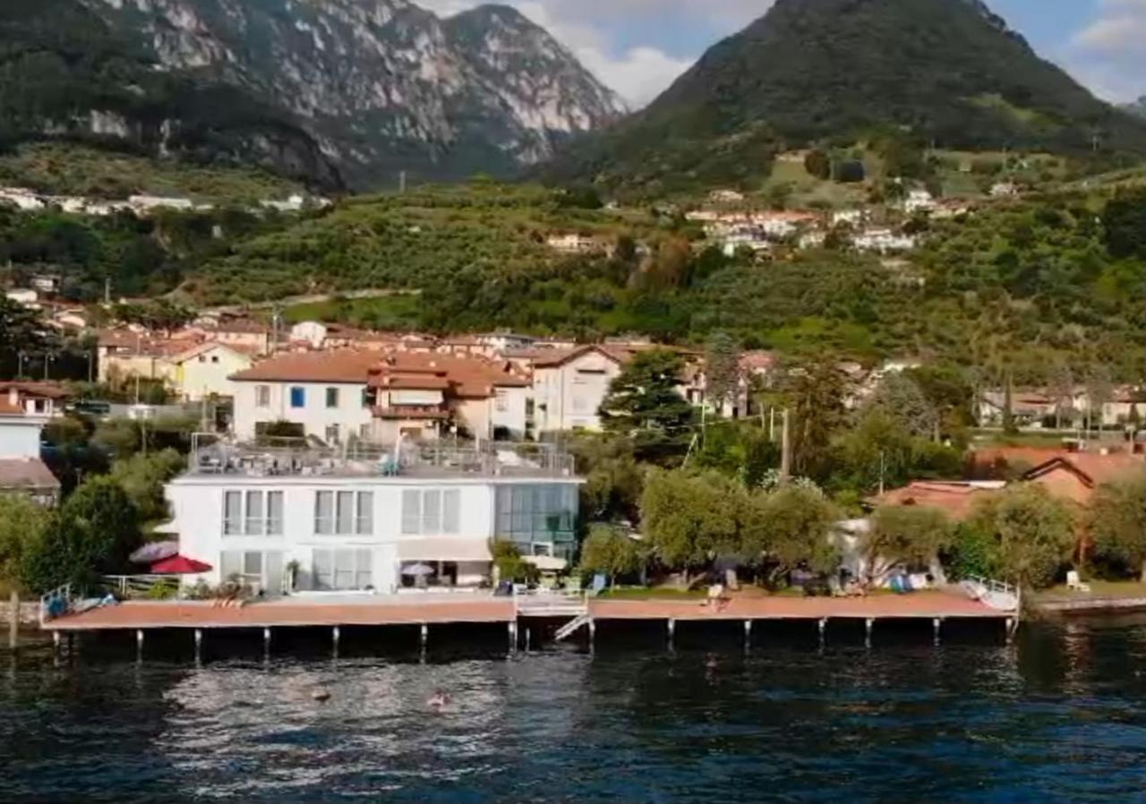 Direttamente Al Lago Apartments - Chambres d’hôtes