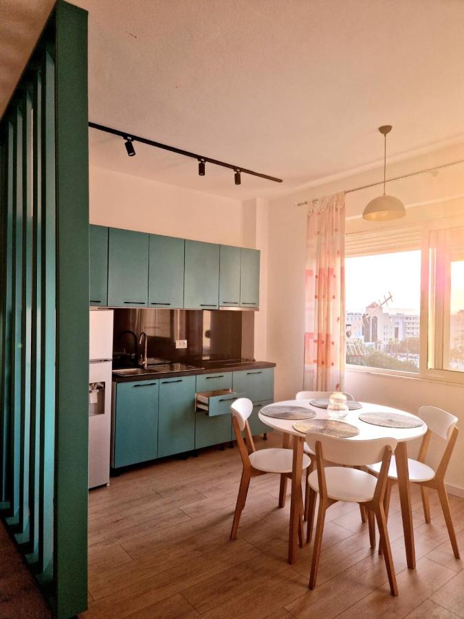 Coral Beach Apartment - Ferienwohnung Durrës