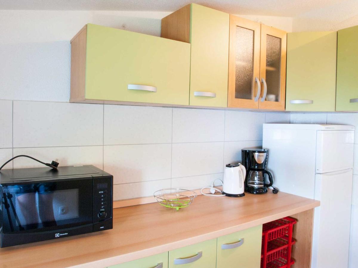 Apartamento de 3 dormitorios con terraza y vistas al mar (6+2)