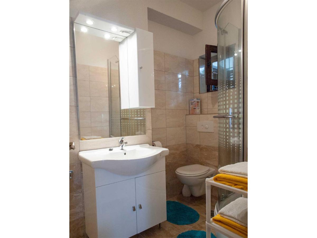 Two-Bedroom Apartment with Terrace and Sea View (3+1)