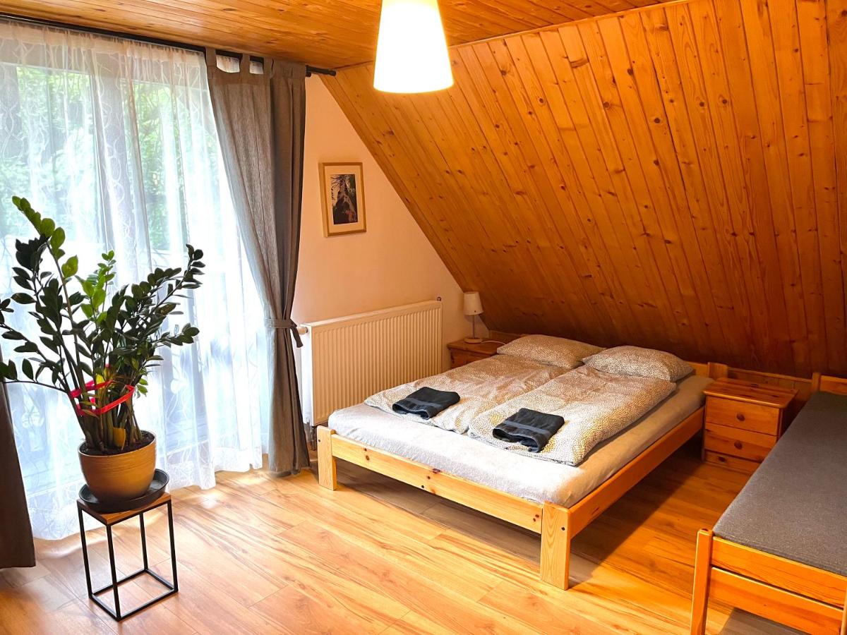 Vierbettzimmer mit Gemeinschaftsbad
