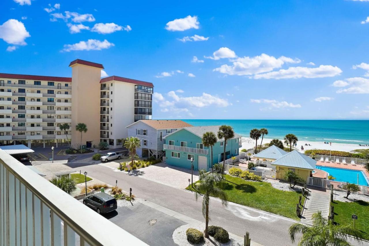 San Remo 307 Gulf Front Splendor 3BD 2BA - B&B Clearwater Beach