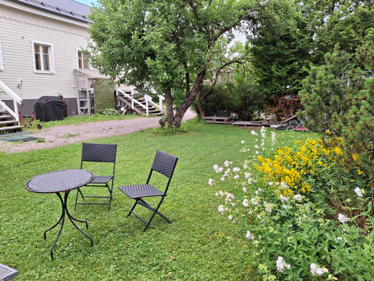 Viihtyisä ja tilava paritaloasunto hyvällä sijainnilla - B&B