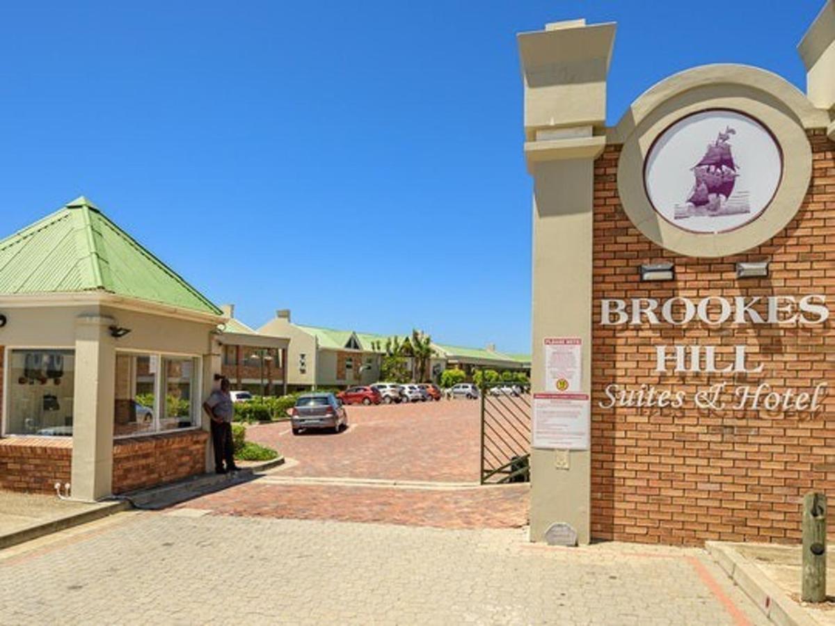 Ocean Daze Brookes Hill Suites - Beachfront Spot - B&B