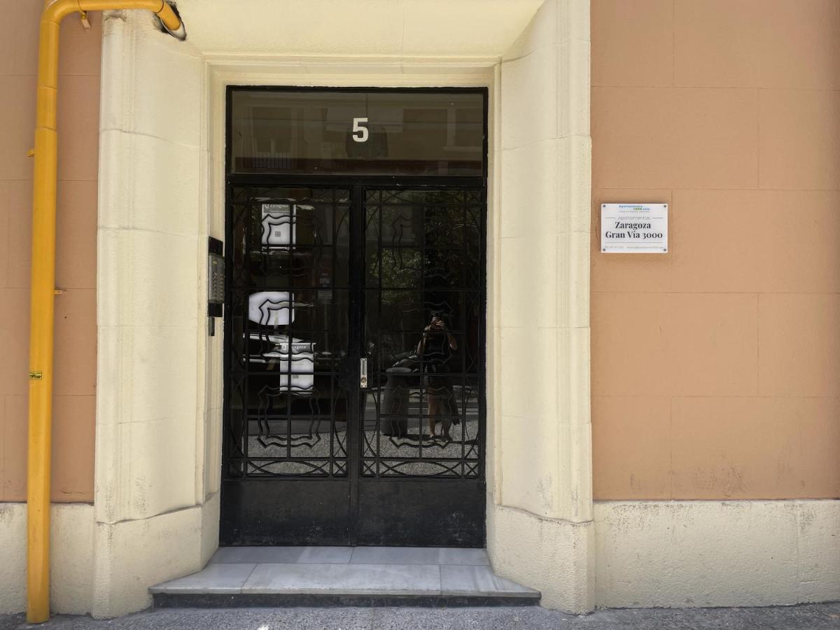 Apartamentos Zaragoza Gran Vía 3000 - B&B Zaragoza