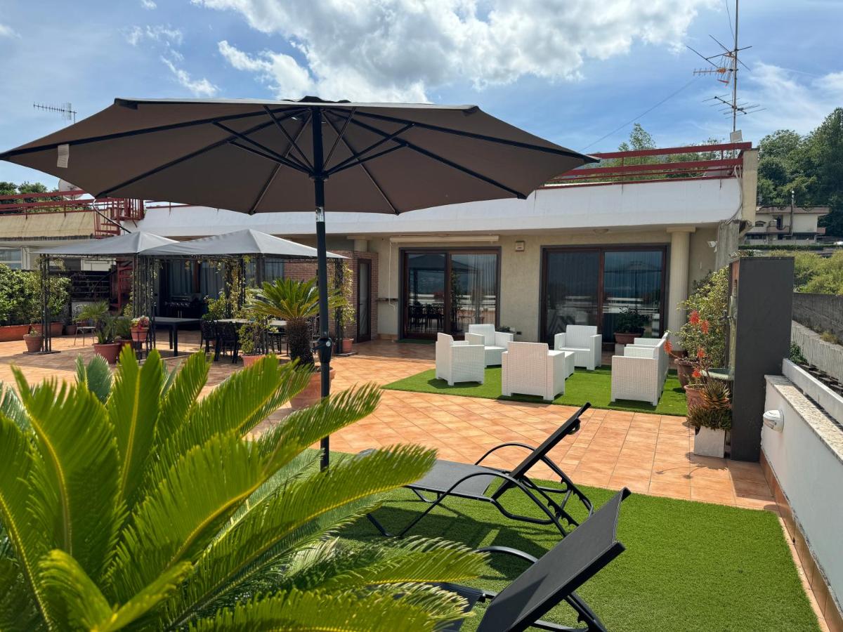 Roof Apartment - Ferienwohnung Somma Vesuviana