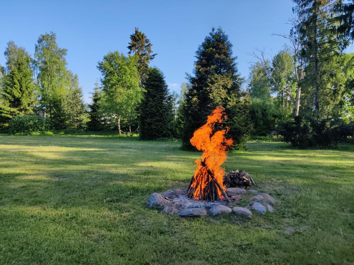 Päikesekivi Keskus - B&B