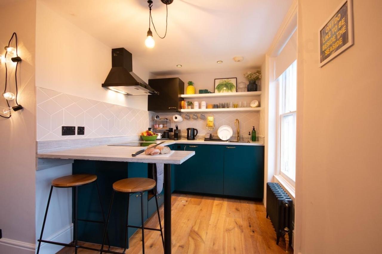 Old Town Trinity Apt No 4 By Adliv - B&B