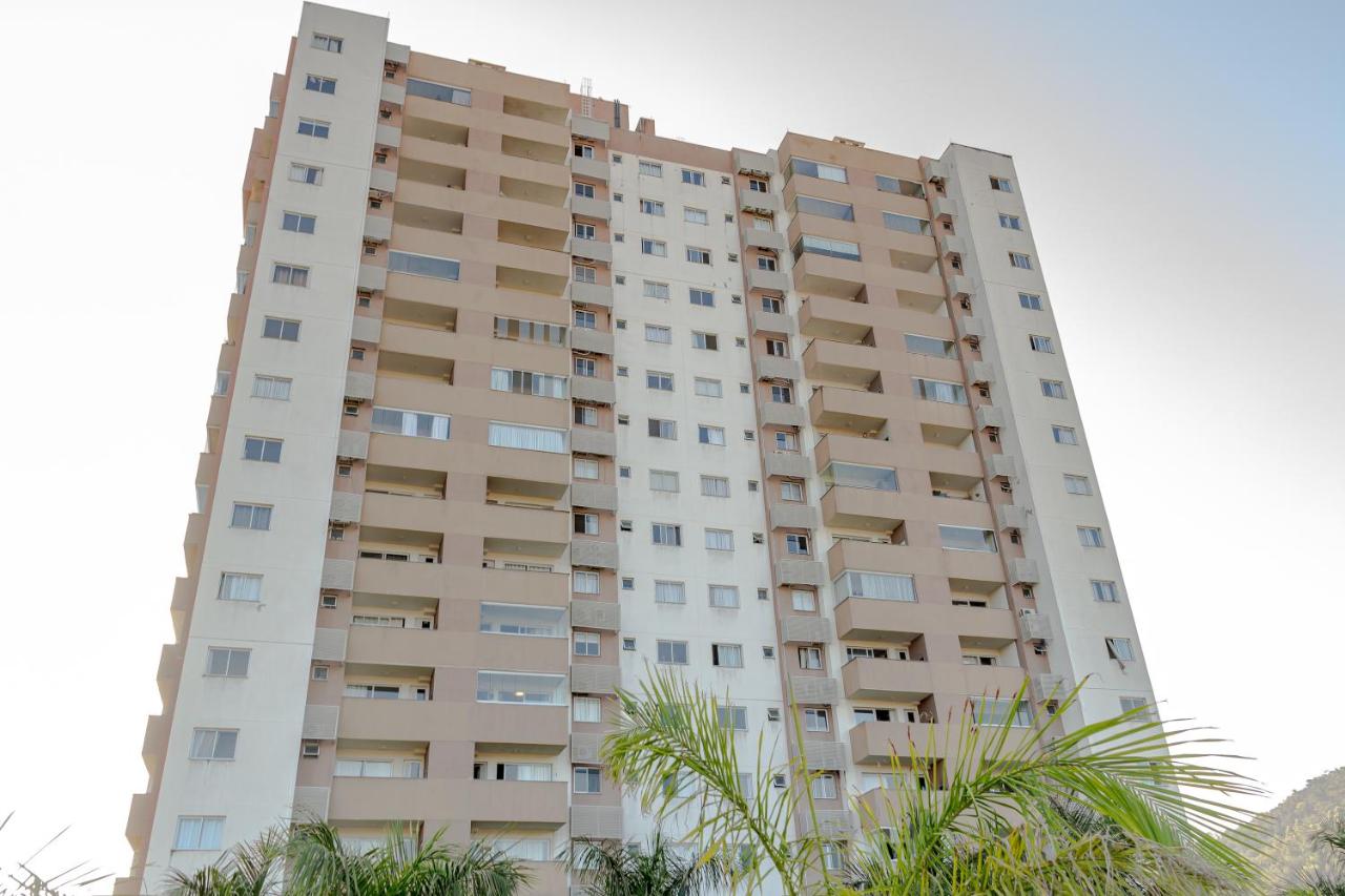 Vista Atlântico: Cond. Arborizado em Itapema P1474 - B&B