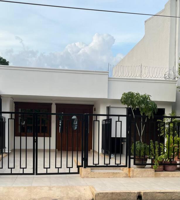 Alojamiento en casa amoblada Montería - Chambres d’hôtes Montería