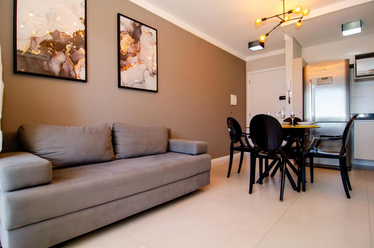 Apto Moderno a 50 metros da Praia YX9596 - Chambres d’hôtes Florianópolis