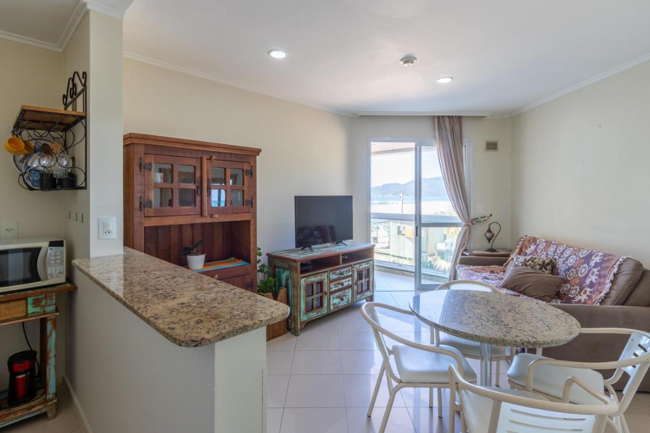 Apartamento com Vista Mar e Acesso a Praia YY4578 - Ferienwohnung