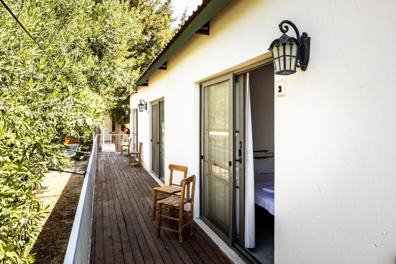 Akkum Beach Otel - B&B