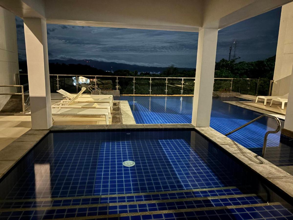 Ocean Garden Villas, Boracay New Coast - B&B