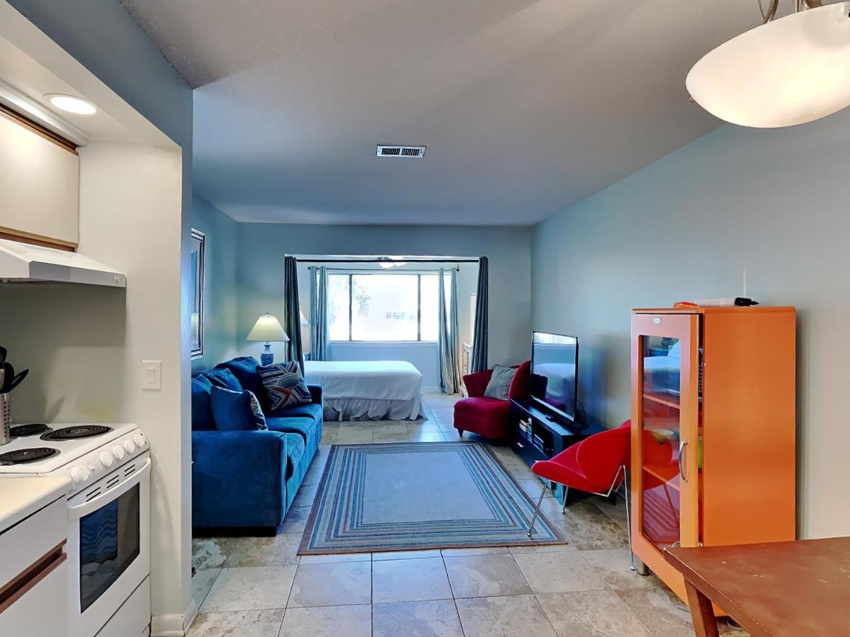 Sunset Harbor #2-204 - Latitude Adjustment - Bed and Breakfast