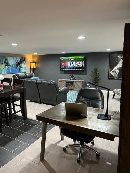 Nice quite and cozy apartment in Hickory Hills - Bedandbreakfast.eu
