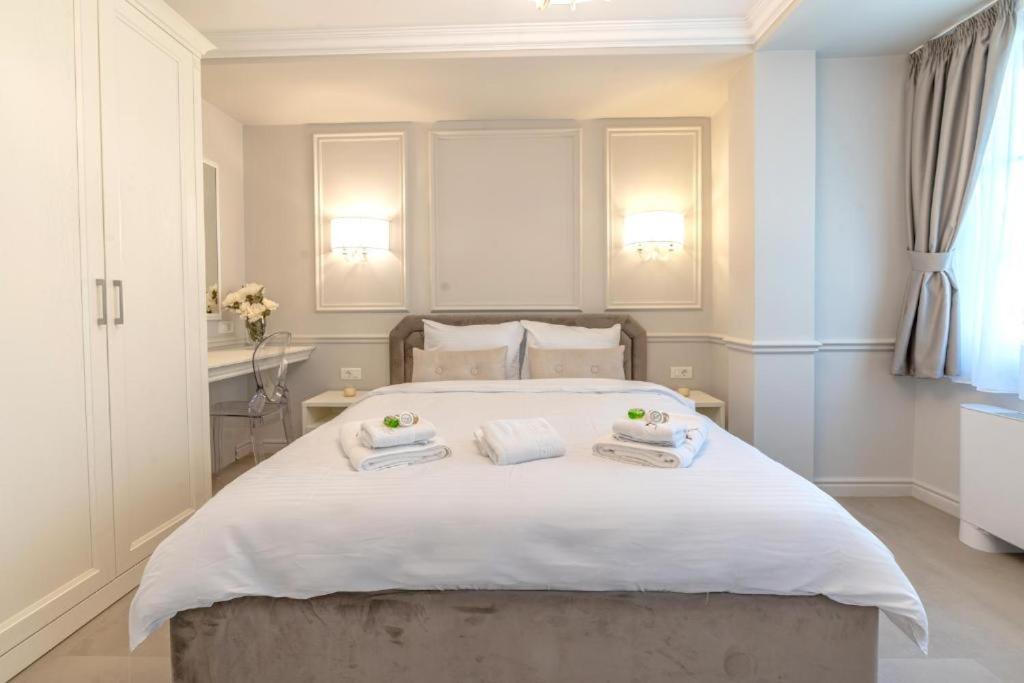 Doppelzimmer mit Balkon