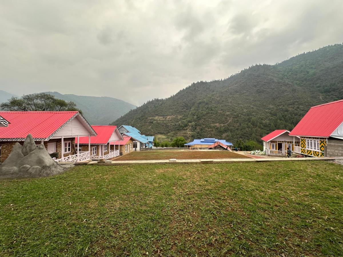 Brokpa Estate - B&B Dirāng