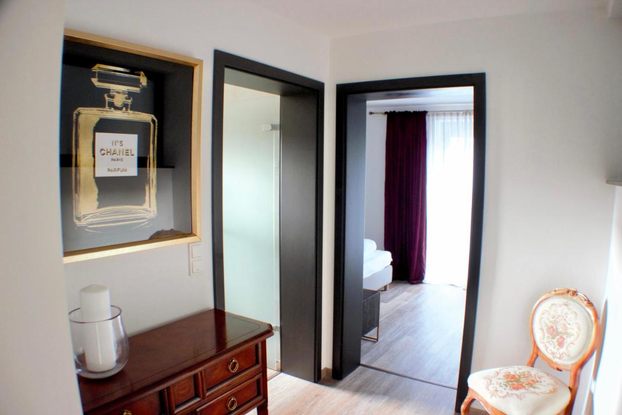 Appartamento Deluxe con 2 Camere da Letto e Vista Giardino