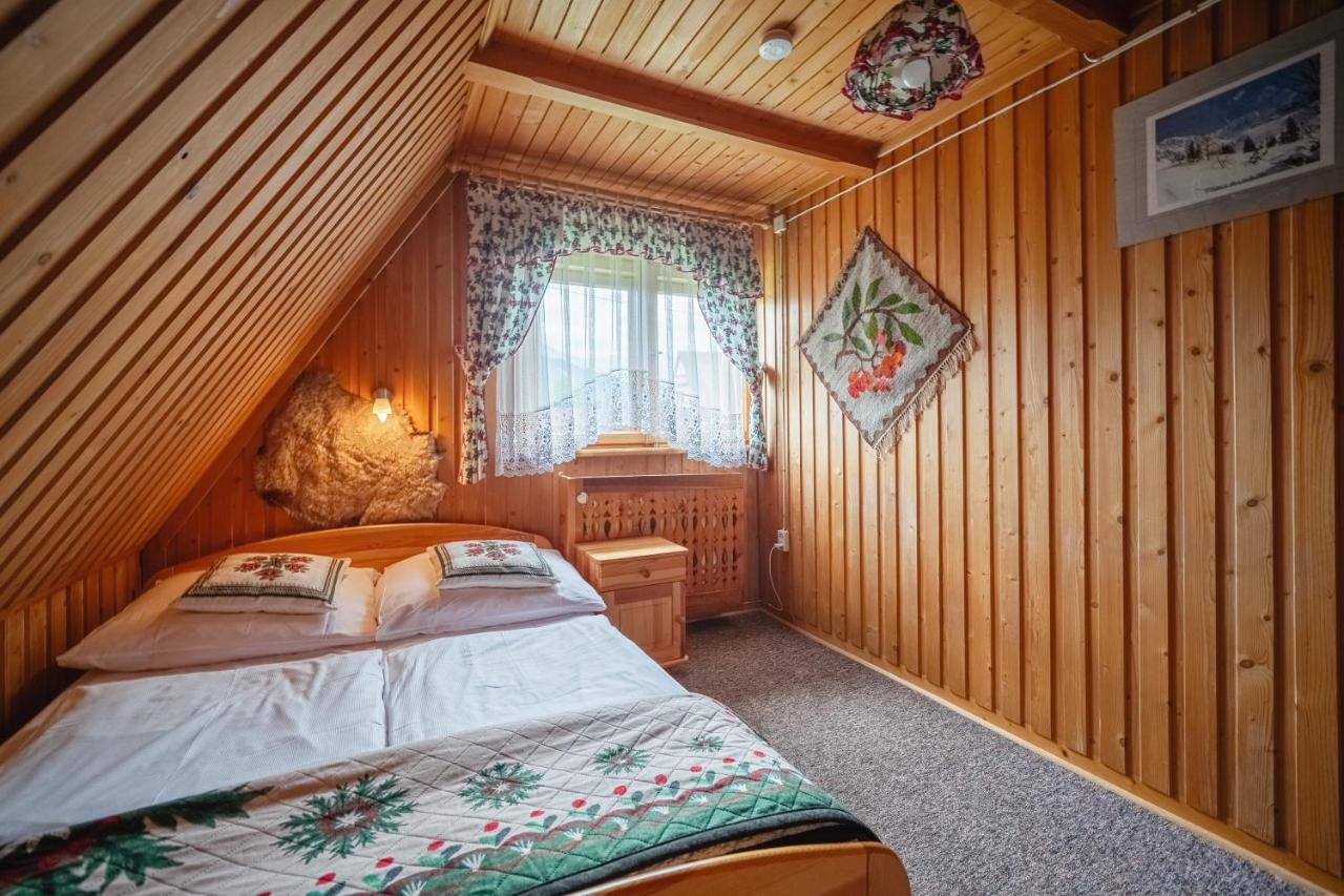 Studio with Mountain View