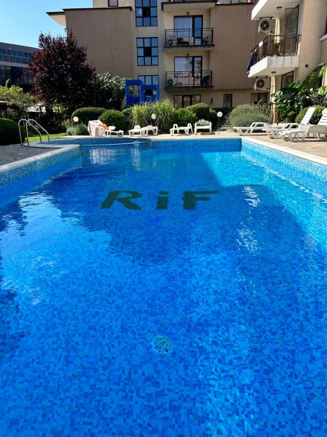 Голям апартамент с прекрасна гледка кьм морето - B&B