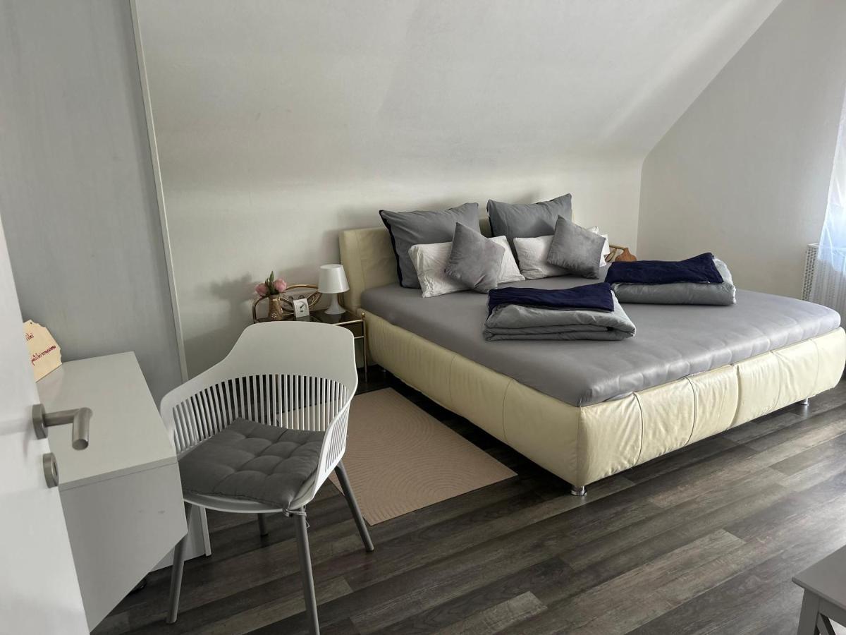 Privat Cozy Room in Mudau - B&B