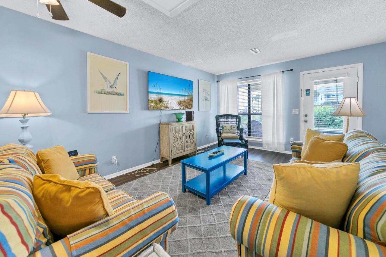 Laguna Beach Breeze - Bed and Breakfast Panama City Beach