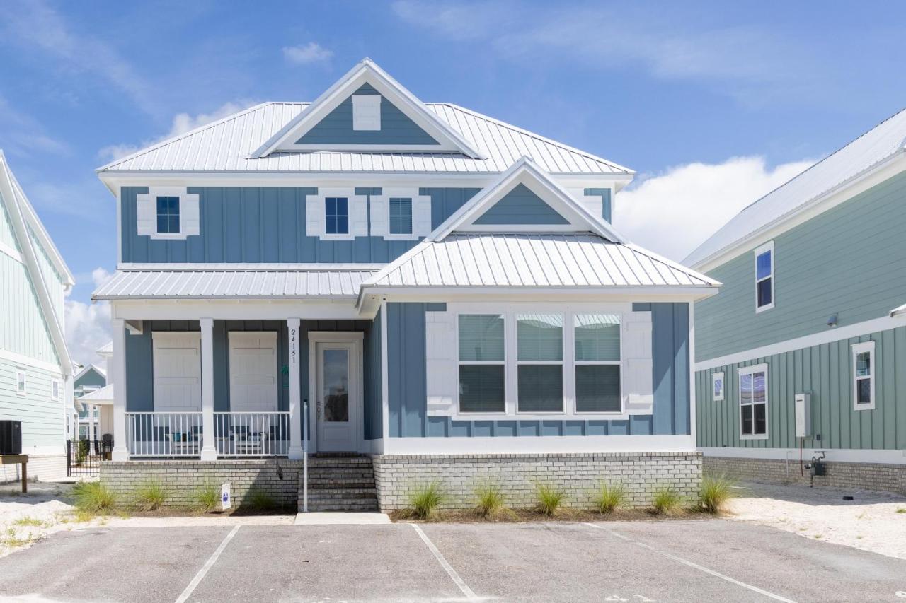 Blue Dolphin - B&B Orange Beach