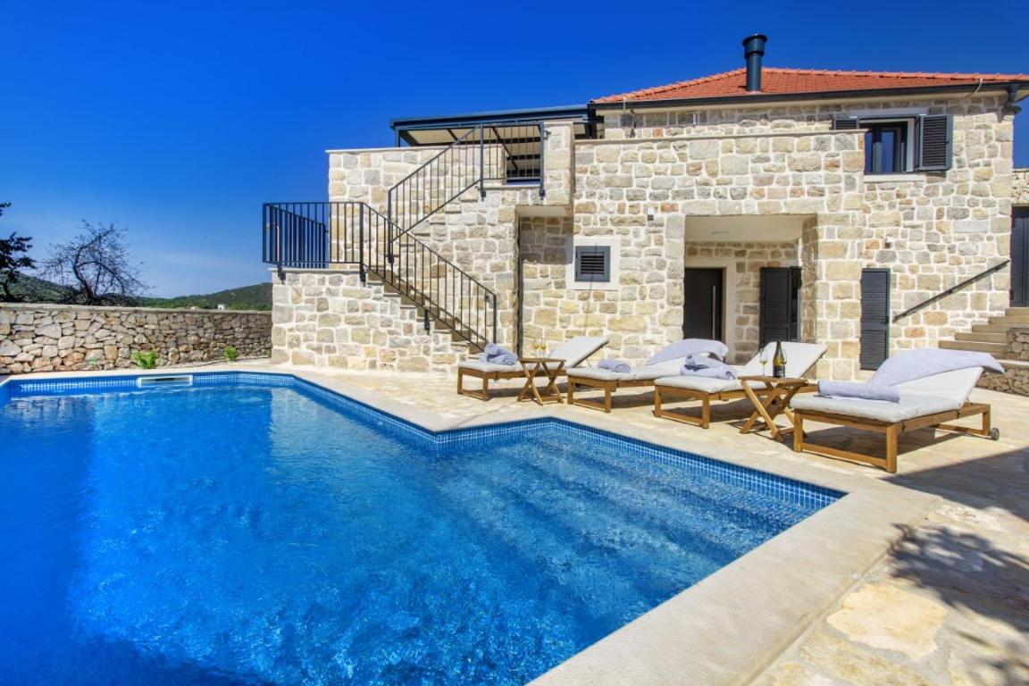 Villa Mare - Bed and Breakfast Vinišće