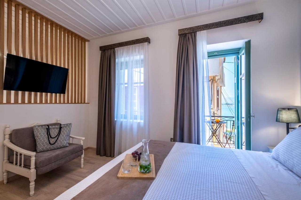 Deluxe Double Room with Balcony and Sea View