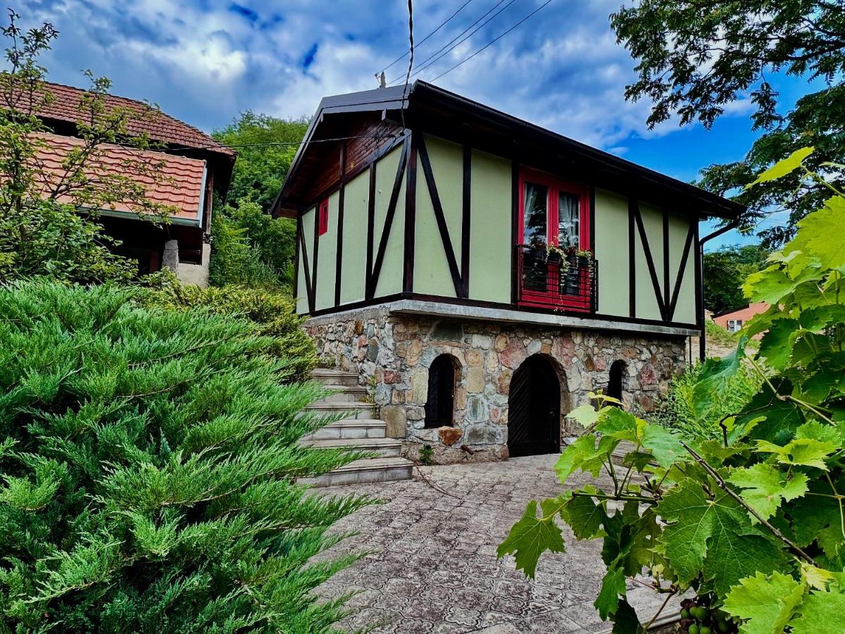 Trnova Ruzica - B&B