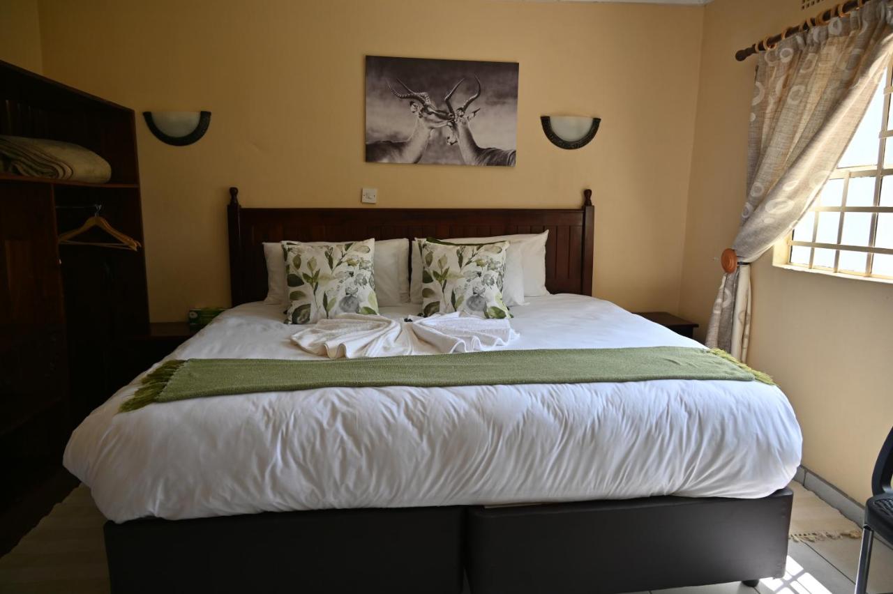 Large Twin Room