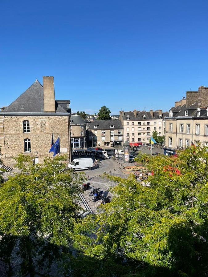 Triplex - Au cœur de Fougères - Chambres d’hôtes