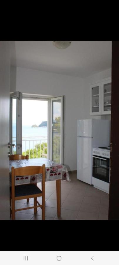 Appartamento con Vista e Balcone